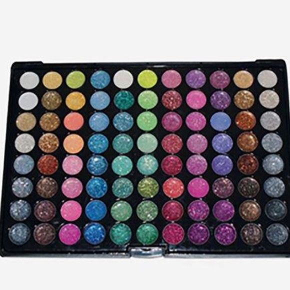 Beauty Treats 88 Glitter Palette Special Edition - Picture 2 of 5